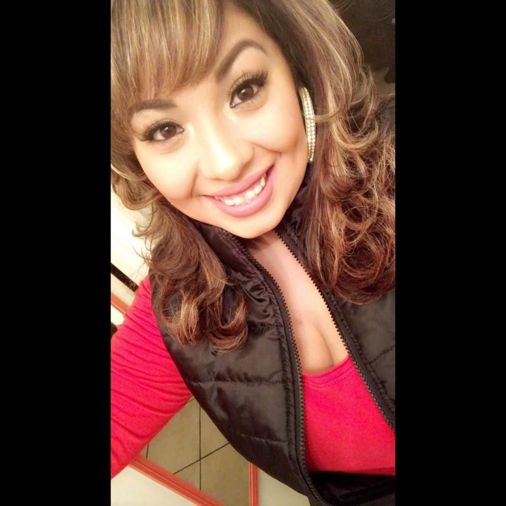 Meet your Posher, Crystal